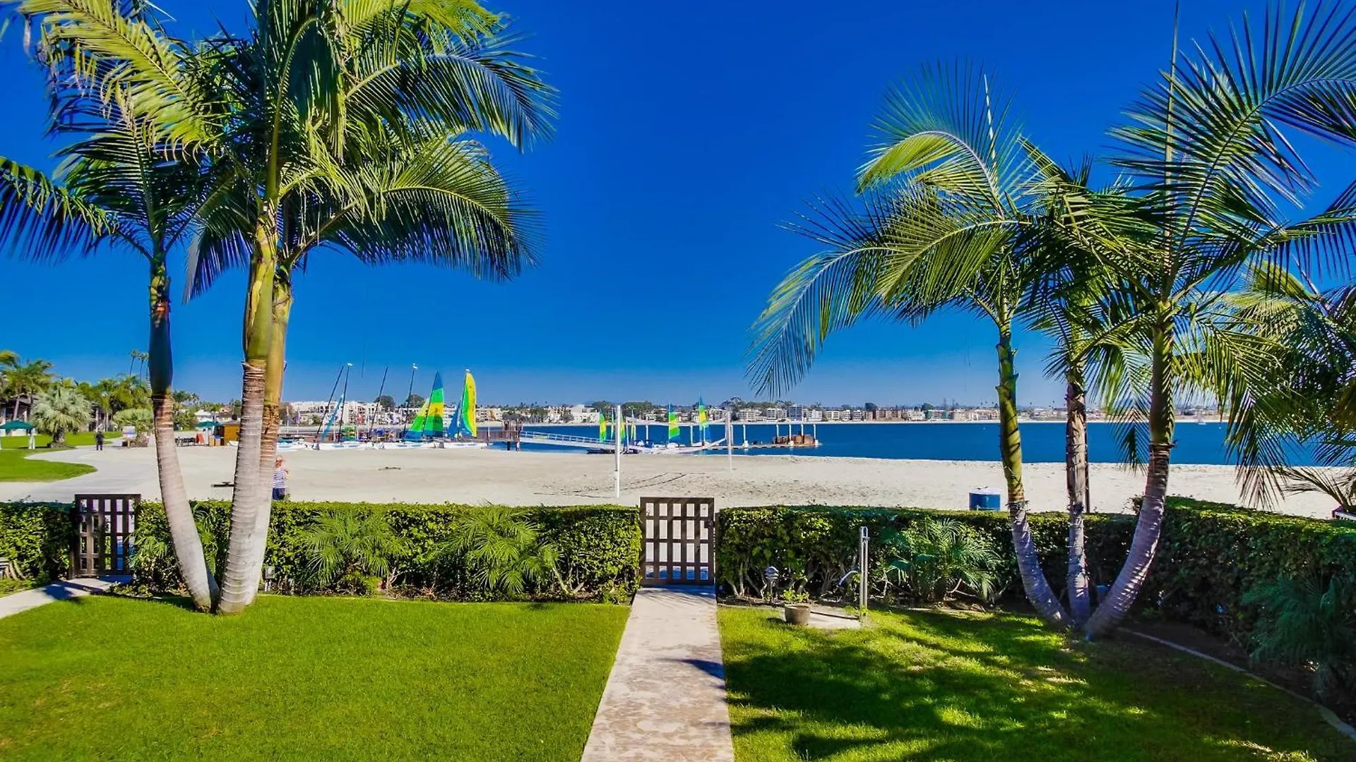 B5172 On The Bay - 7 Bedroom San Diego