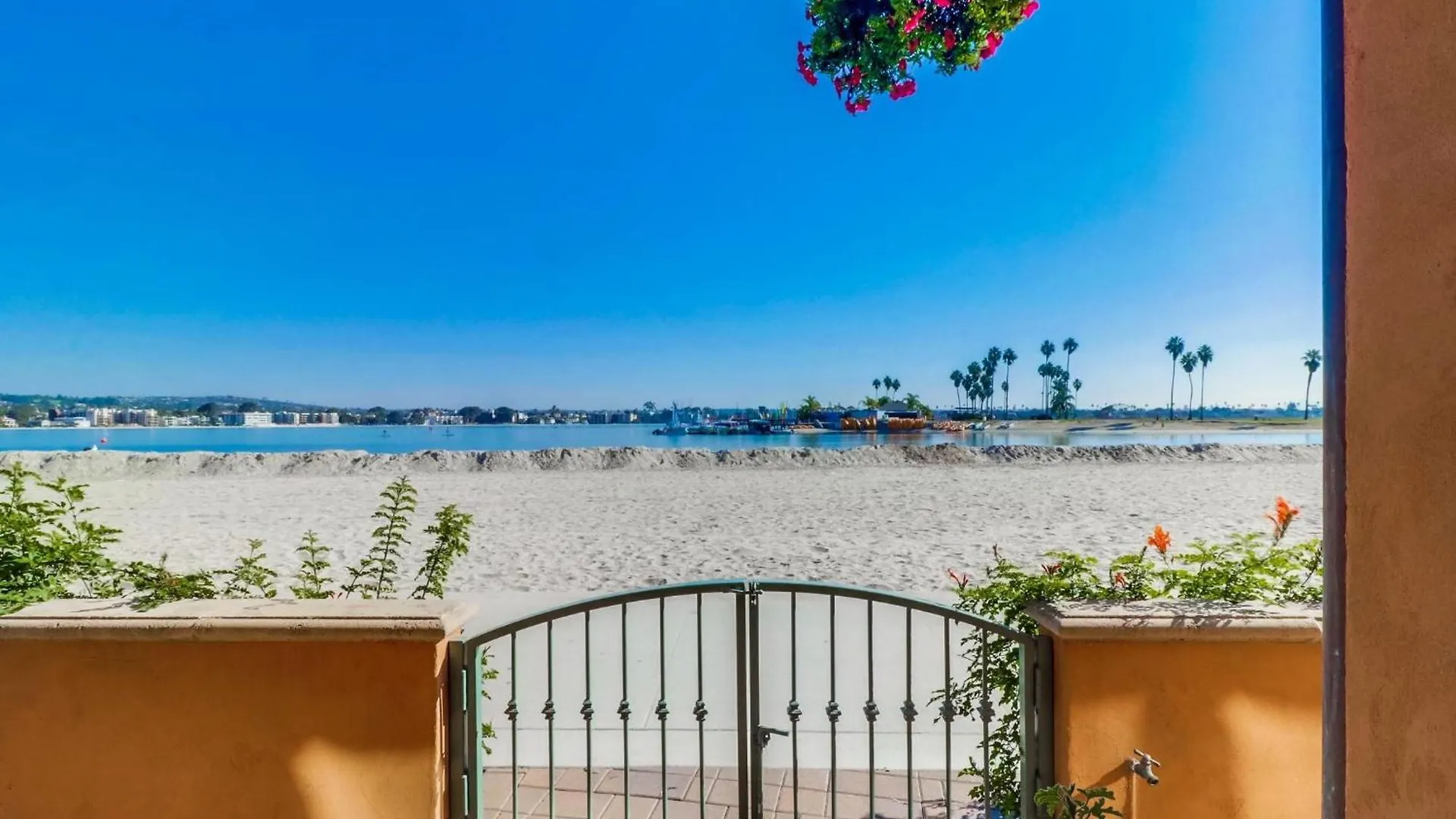 B5328 Bayside Bliss Apartment *