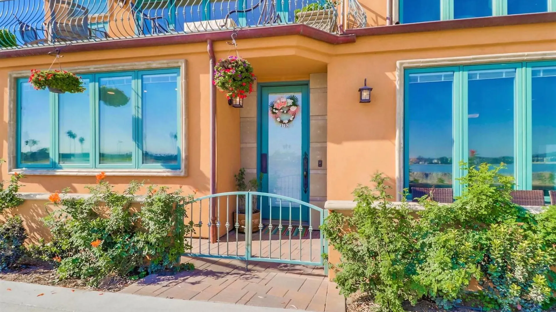 B5328 Bayside Bliss San Diego