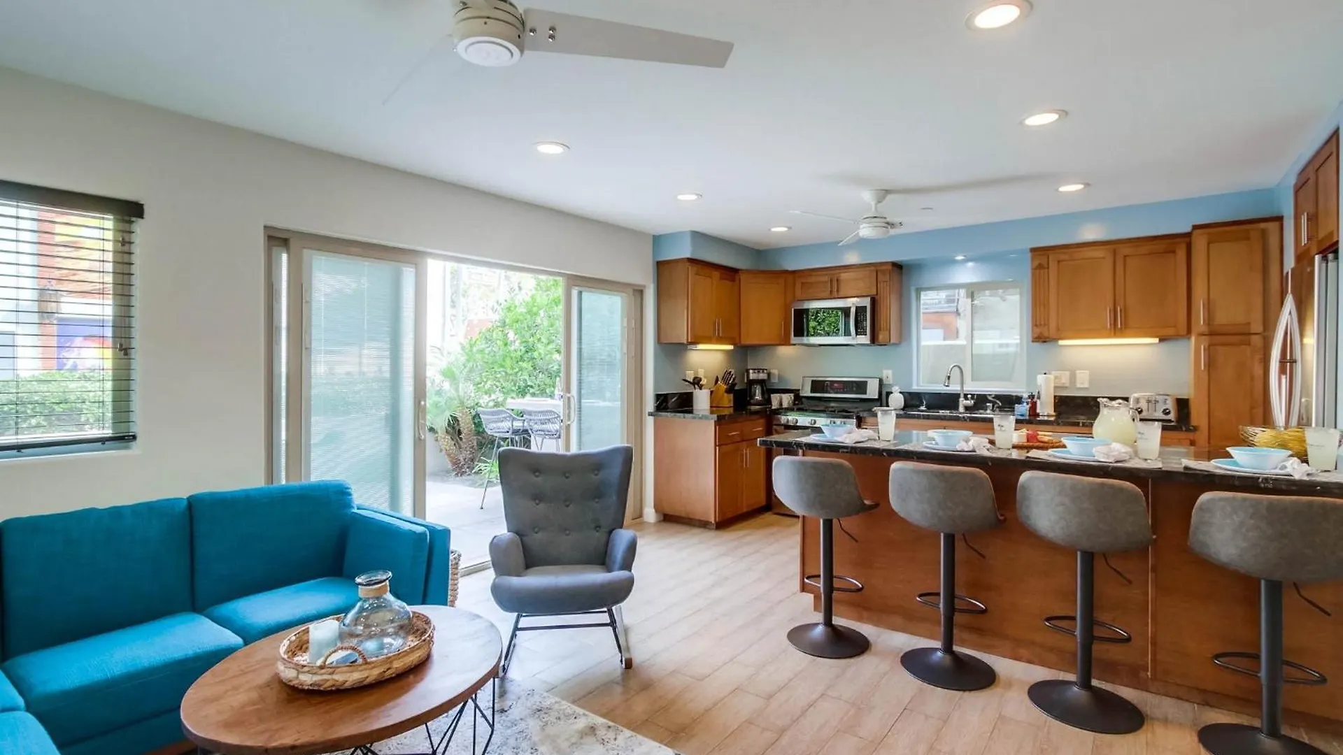 B5338 Island Sands 1 Apartment San Diego