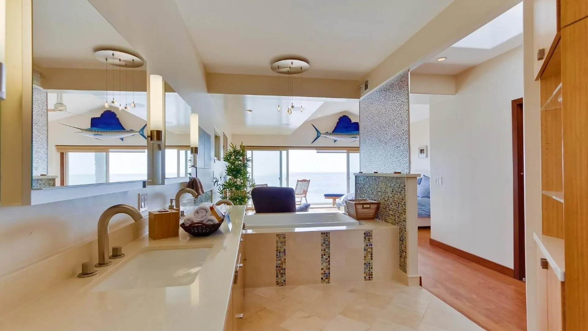 B5120 La Jolla Oceanfront