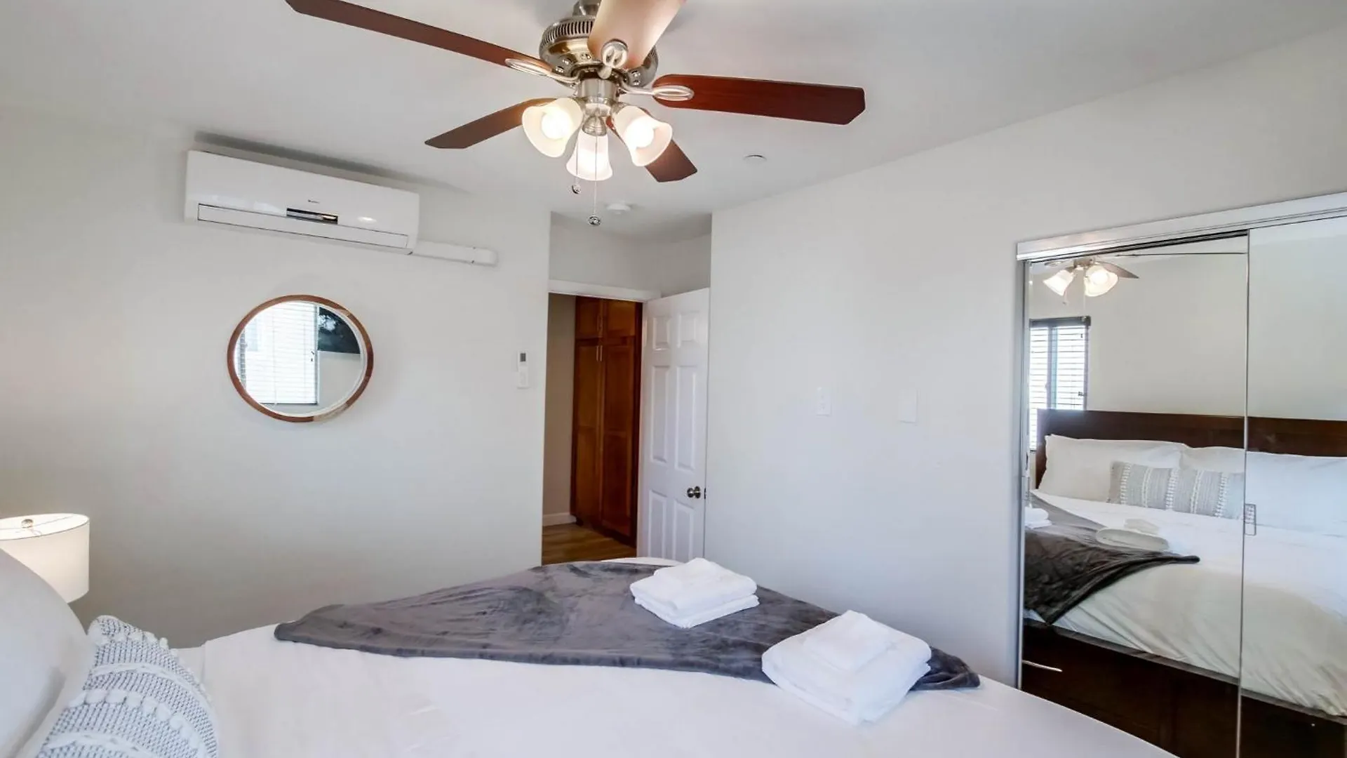 B5338 Island Sands 1 * San Diego