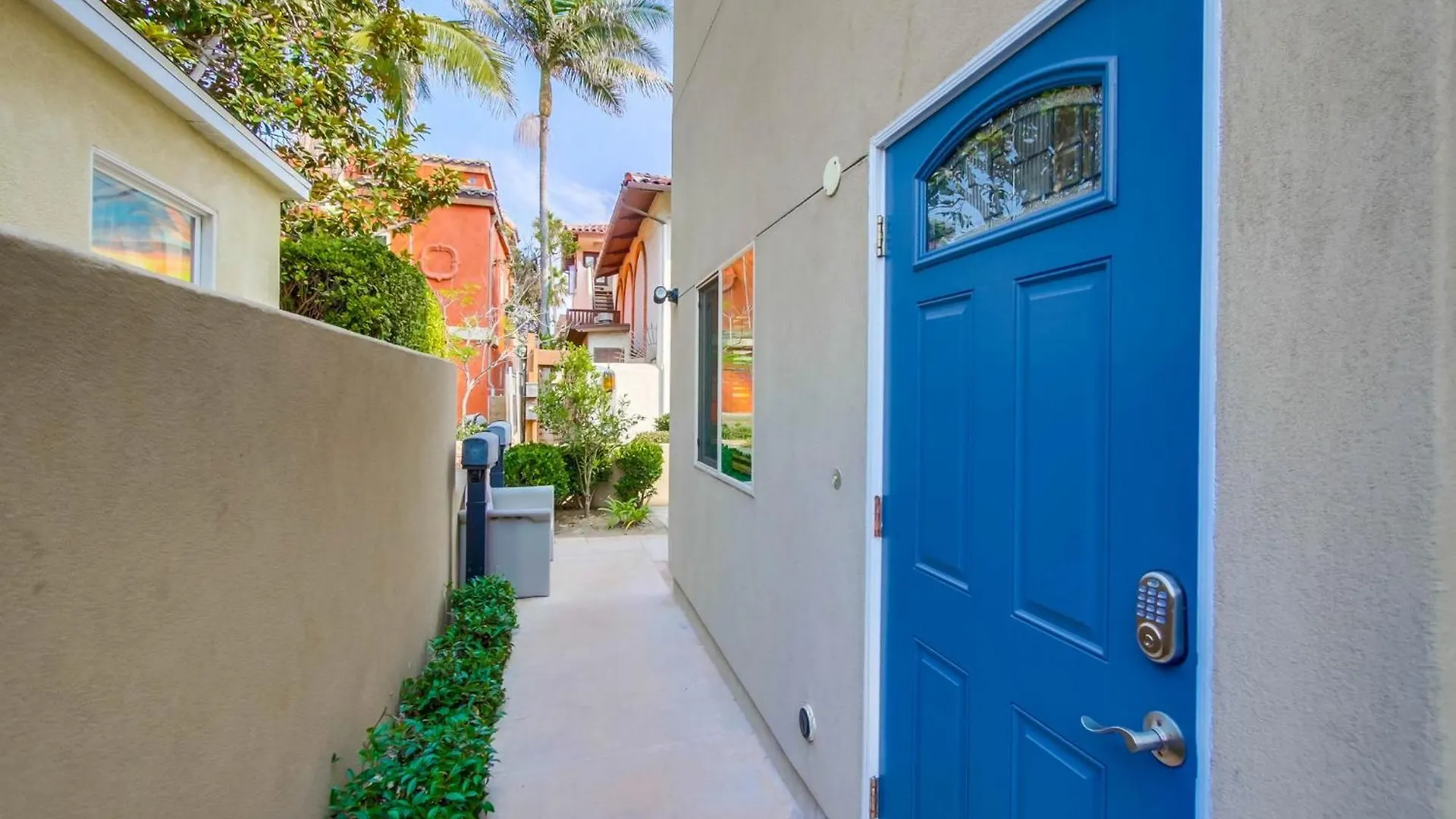 B5338 Island Sands 1 Apartment *