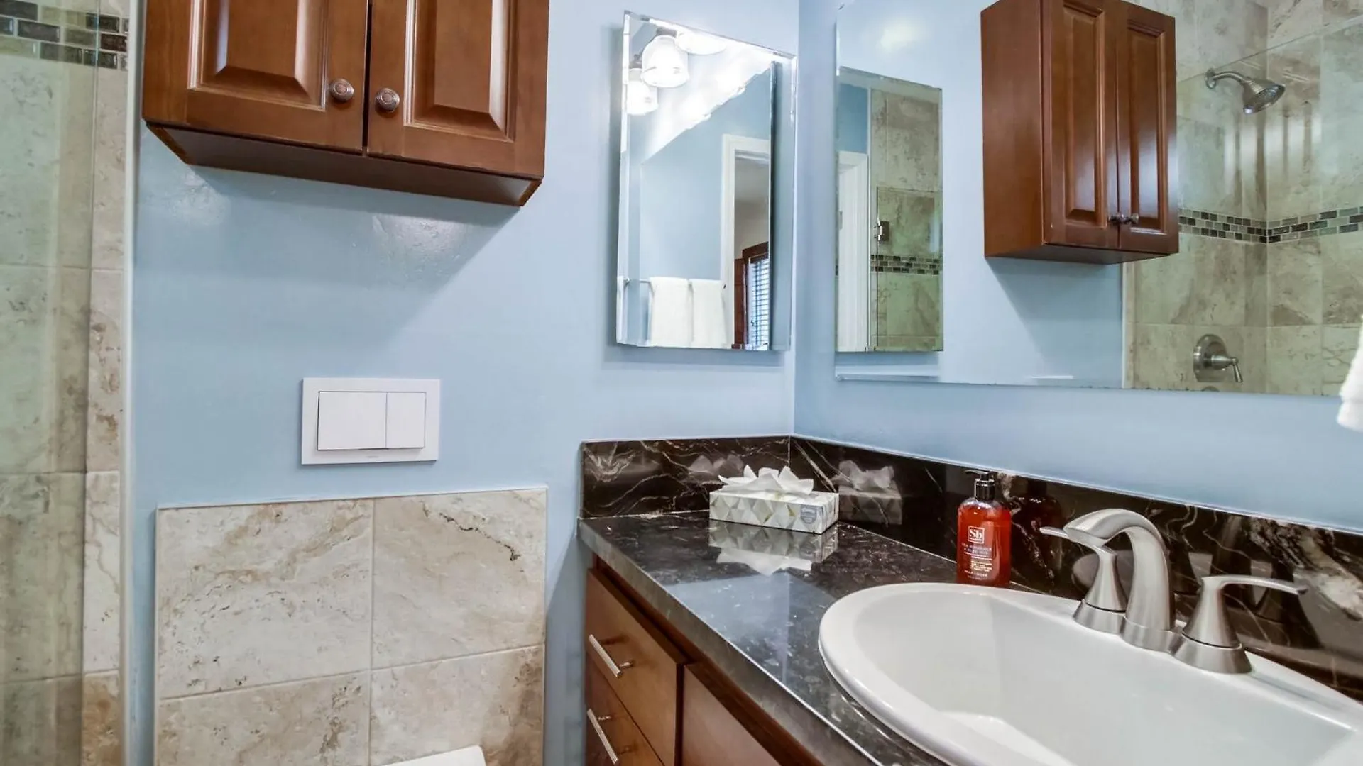 B5338 Island Sands 1 Apartment
