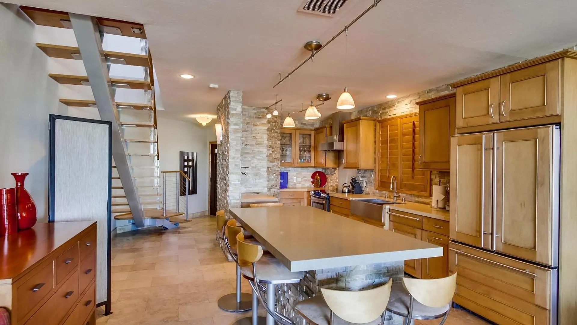 B5172 On The Bay - 7 Bedroom Holiday home