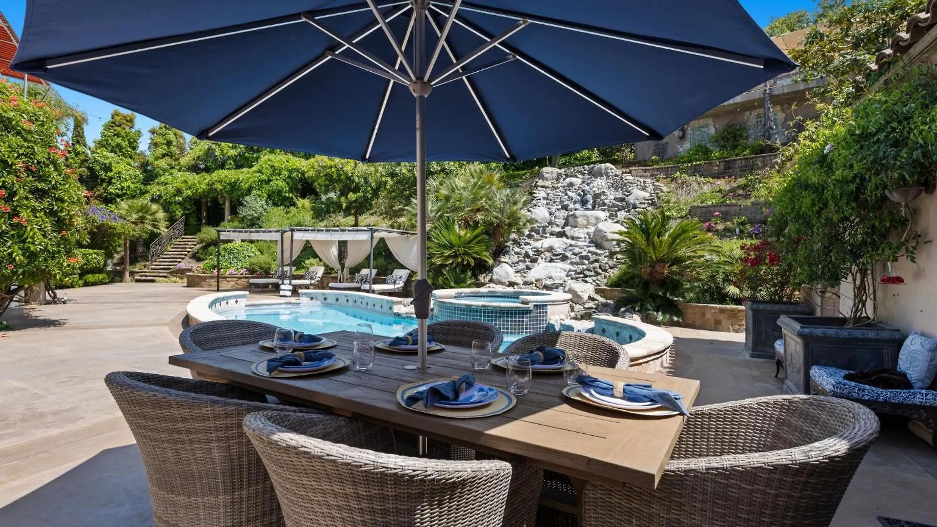 B5370 Bee By The Sea Holiday home *
