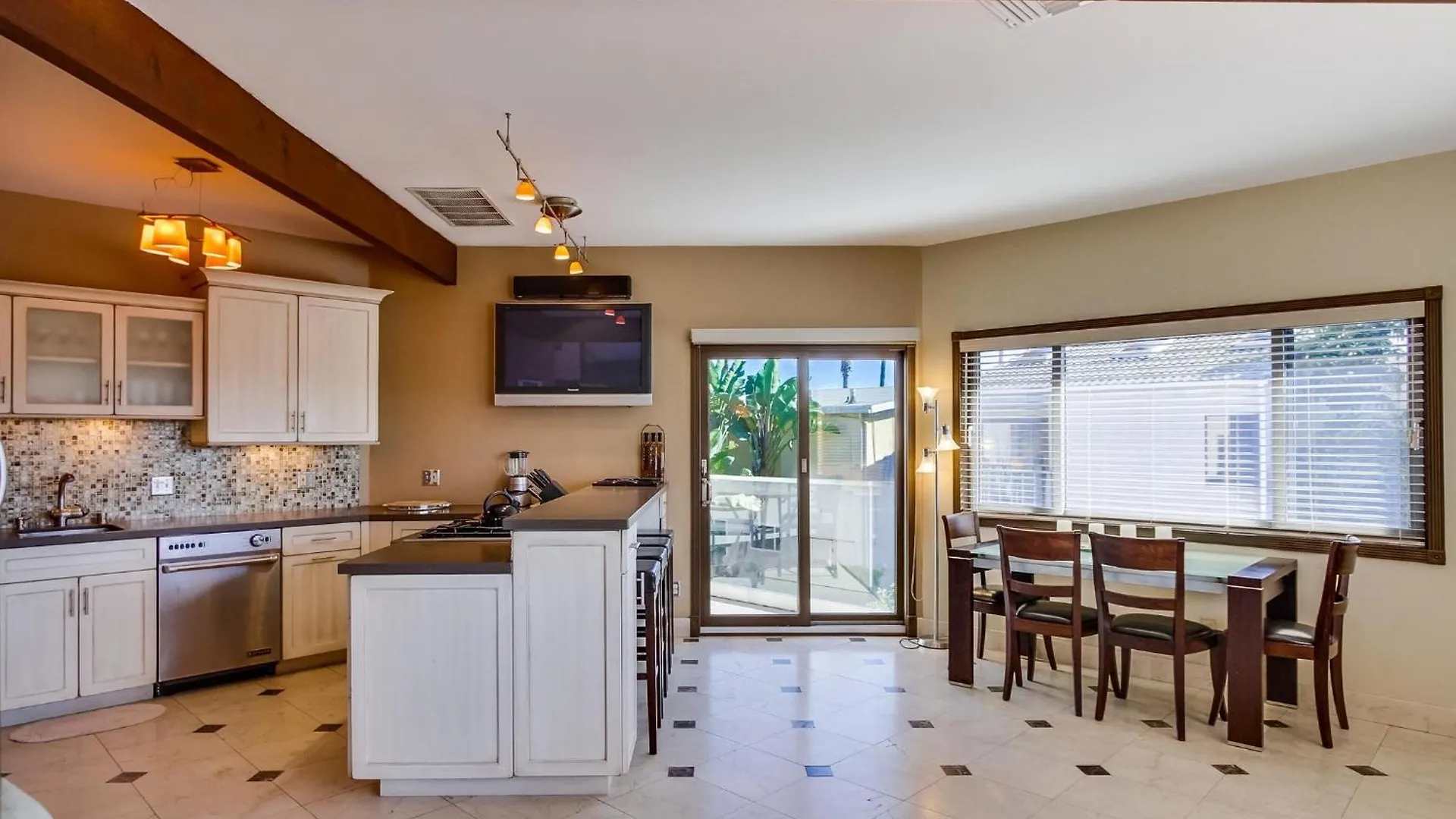 B5168 On The Bay - 1 Bedroom Apartment
