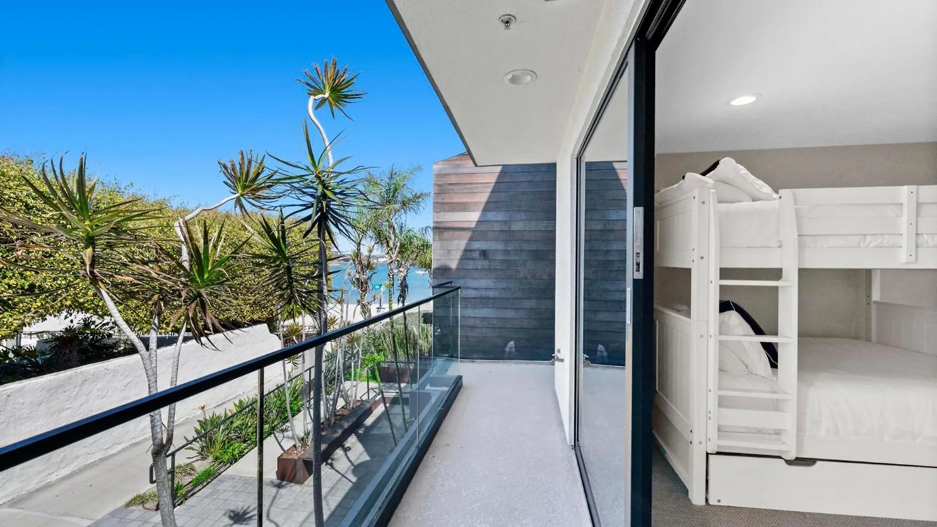 B5396 Bayside Retreat San Diego
