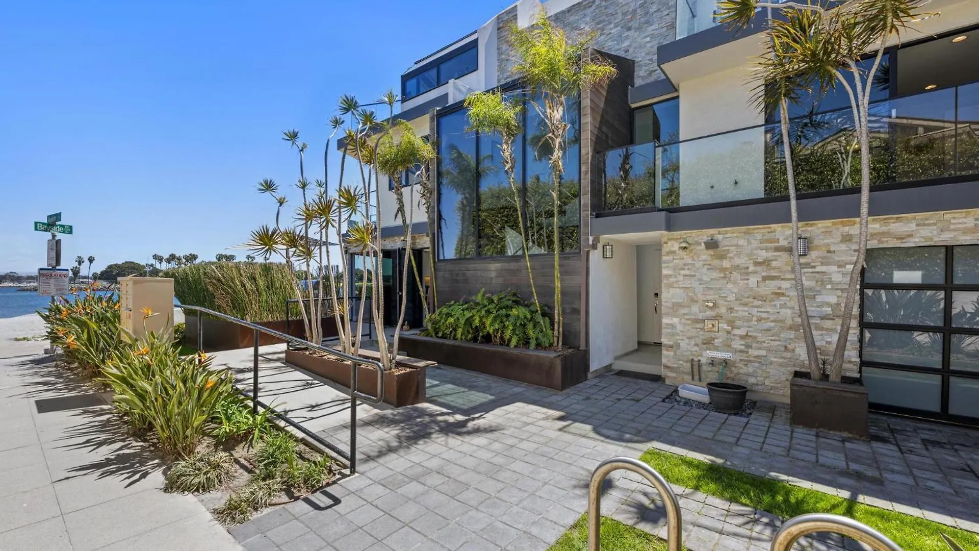 B5396 Bayside Retreat San Diego