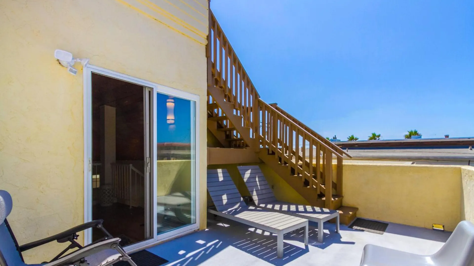 Mission Jamaica” Ocean, Sun, Views Primo Location! *