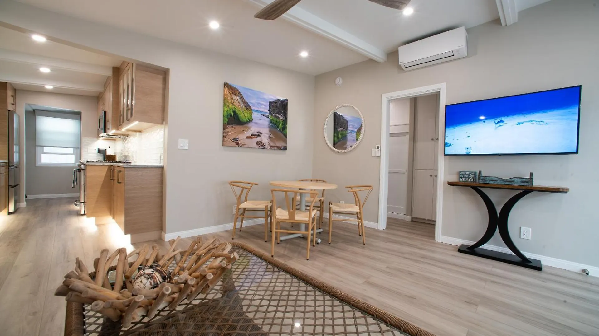 La Jolla Windansea Luxury San Diego