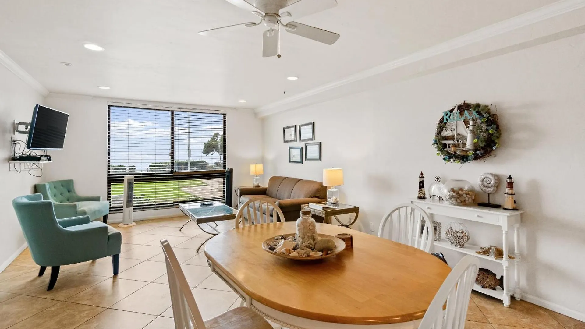 Seashell Serenity Apartment *