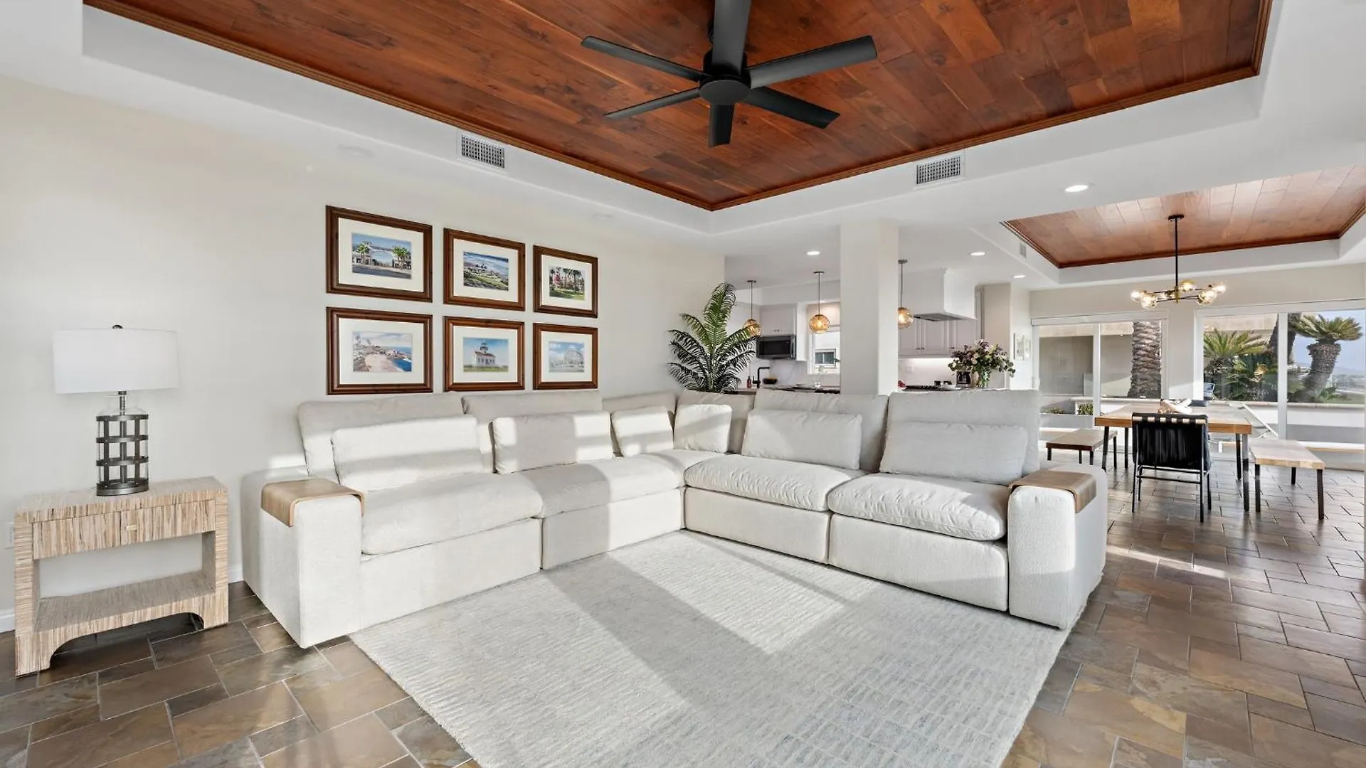B5128 Bluewater Oceanfront 1 South Apartment *
