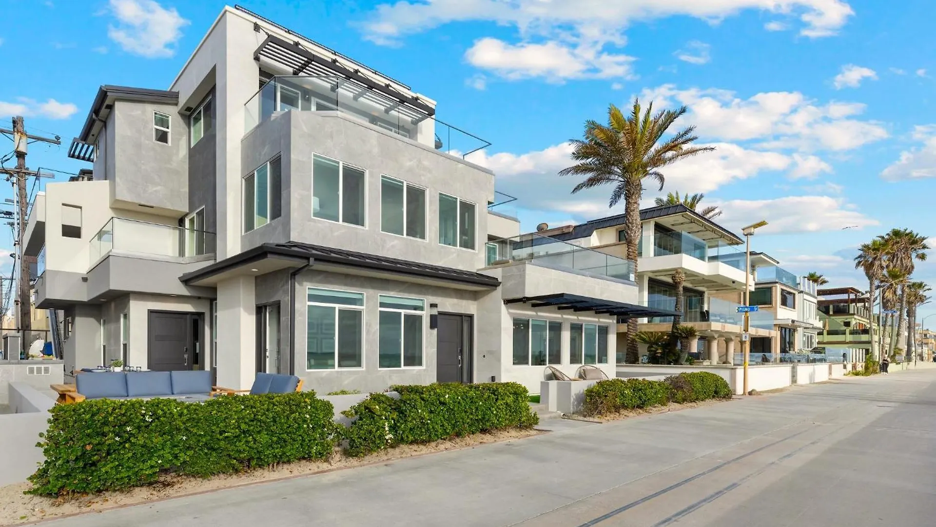 Apartment B5128 Bluewater Oceanfront 1 South *