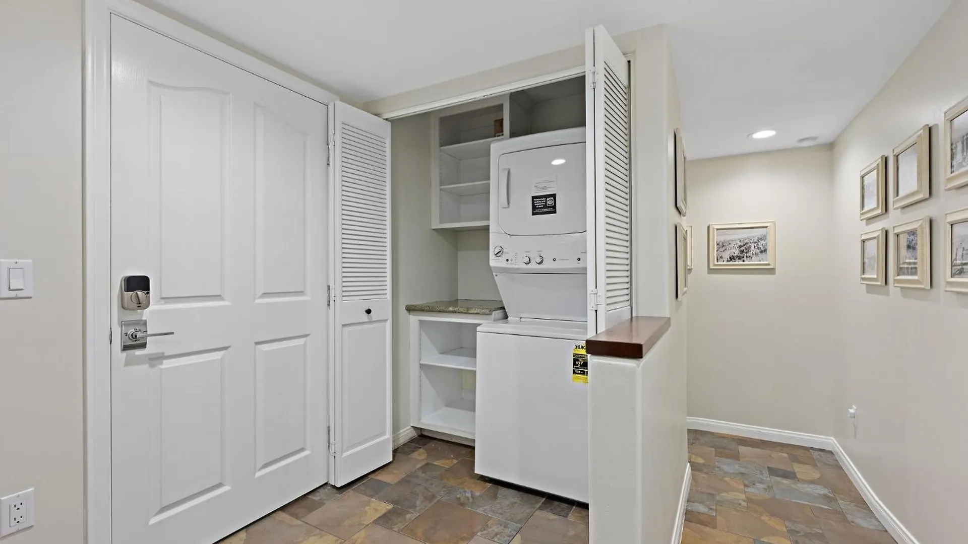 Apartment B5128 Bluewater Oceanfront 1 South *