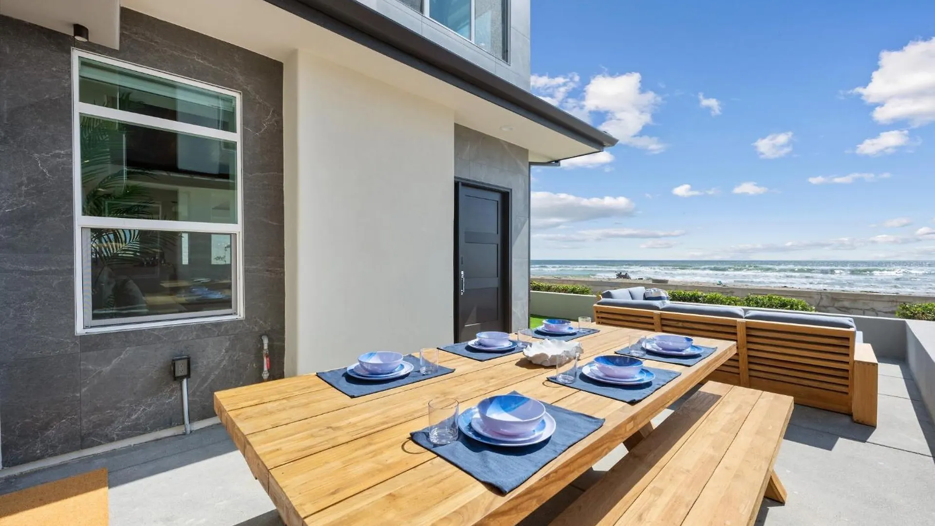 Apartment B5128 Bluewater Oceanfront 1 South San Diego