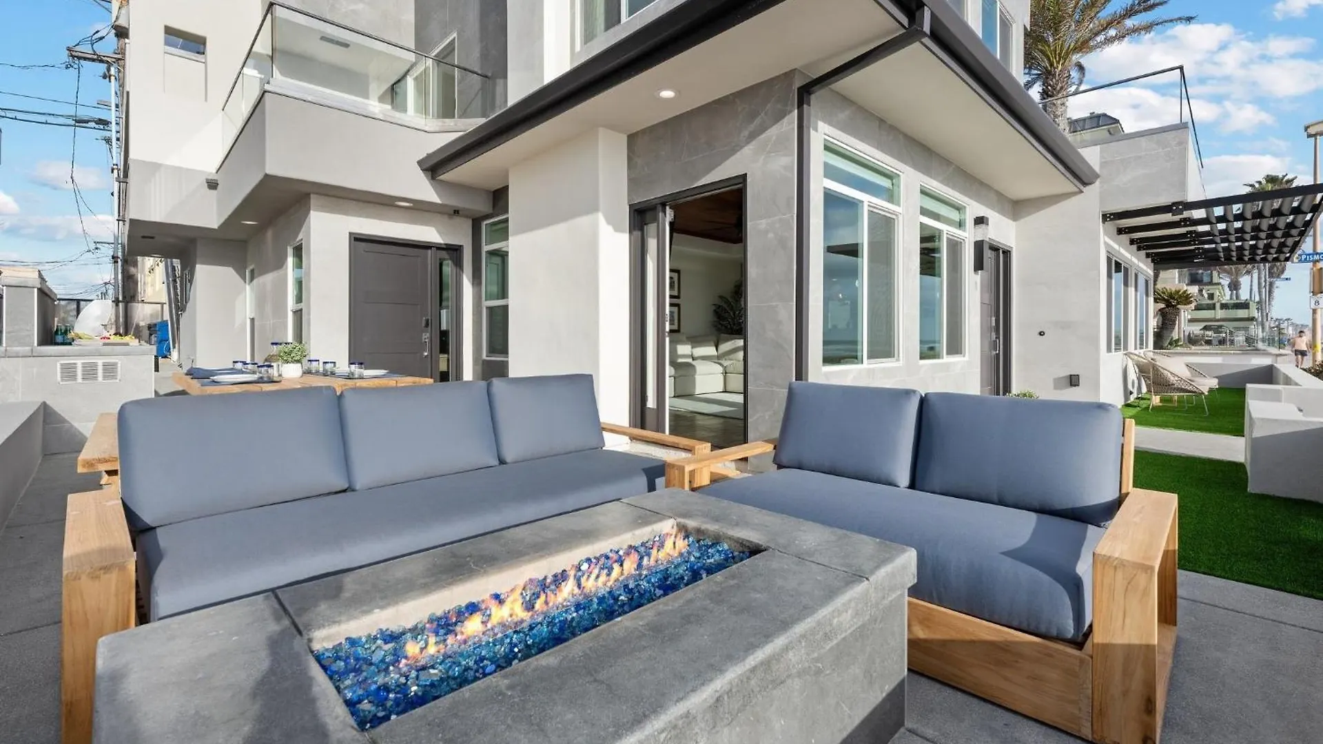 B5128 Bluewater Oceanfront 1 South