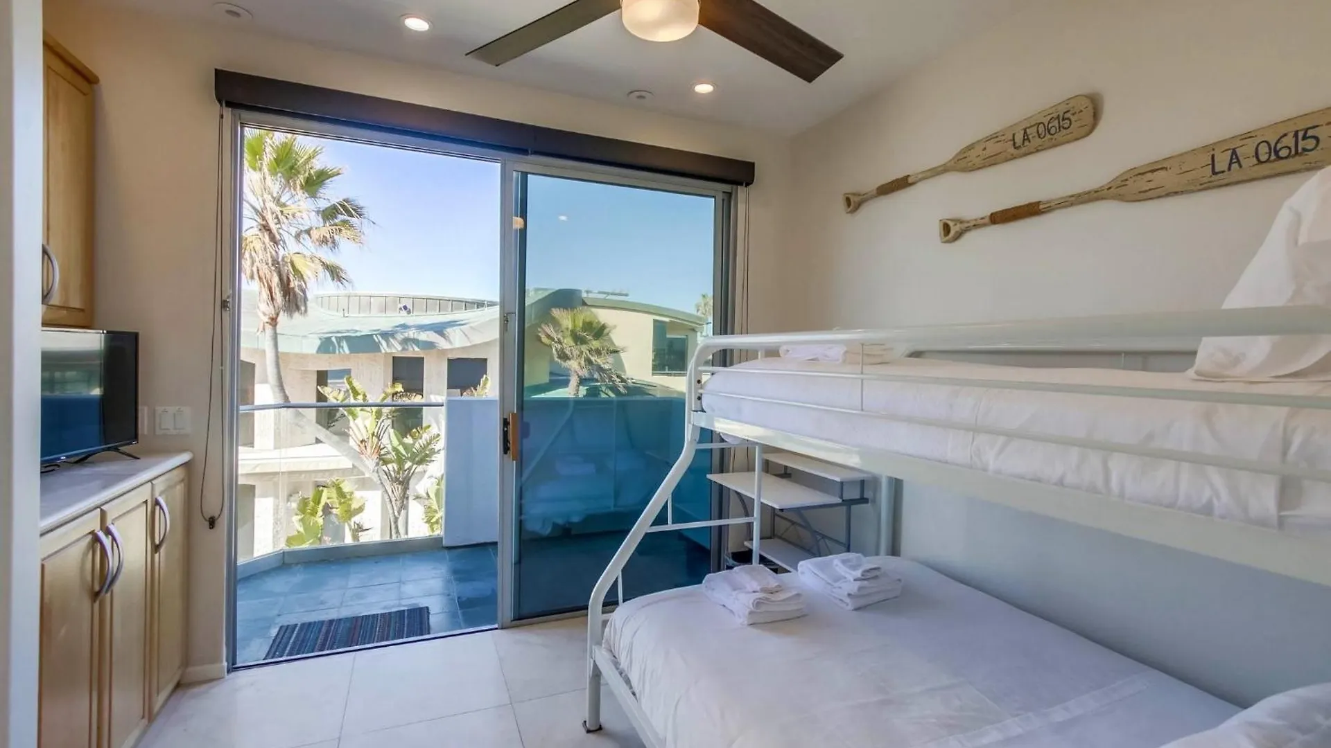 B5188 Ocean Palms Penthouse * San Diego