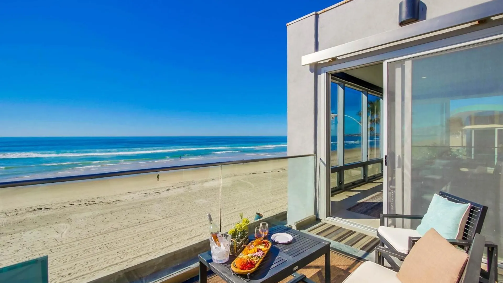 B5188 Ocean Palms Penthouse Apartment