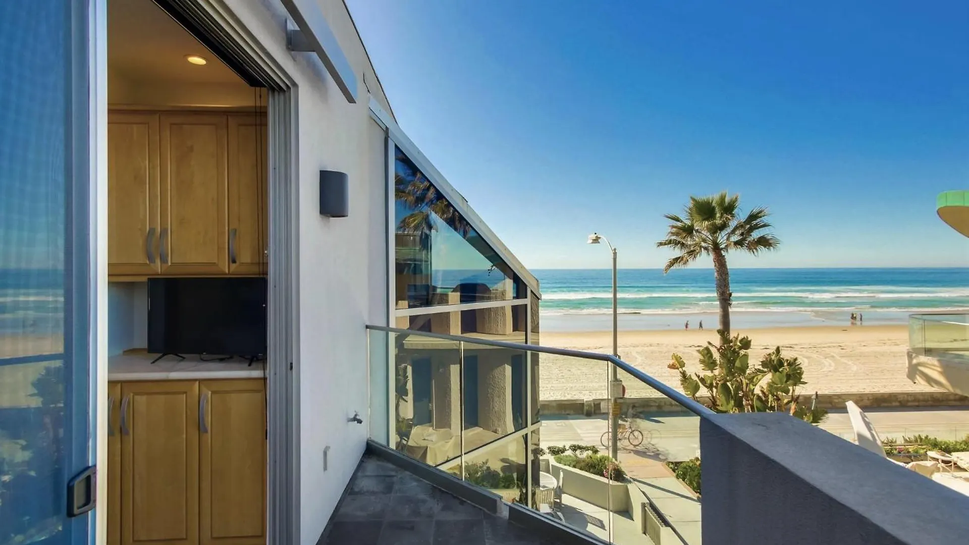 B5188 Ocean Palms Penthouse Apartment *