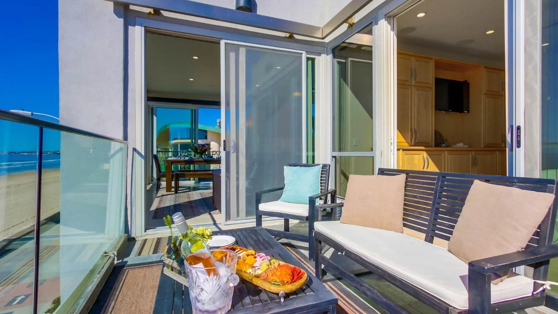 B5188 Ocean Palms Penthouse * San Diego