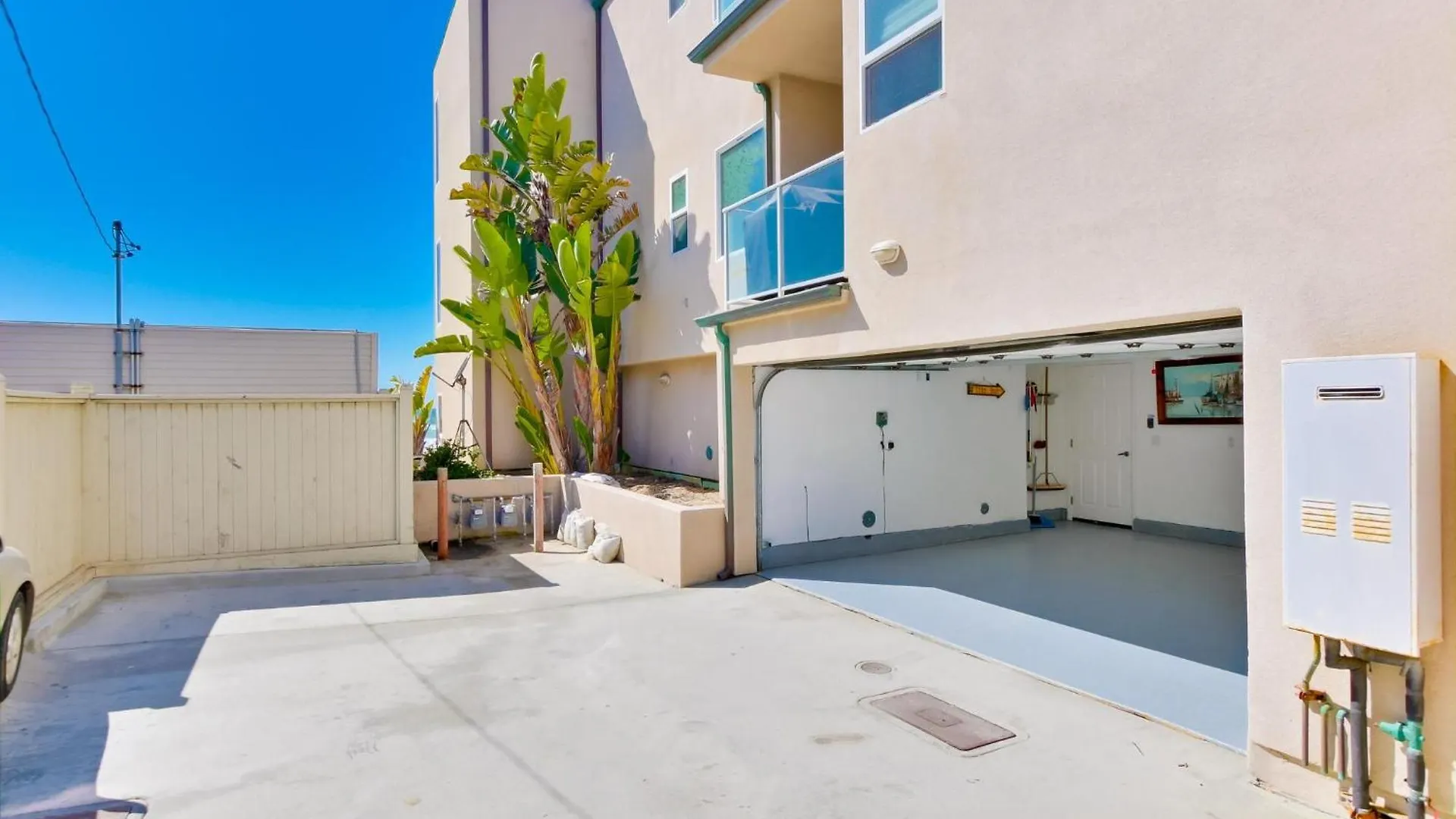 B5114 Rockaway Oceanfront 1 Apartment *