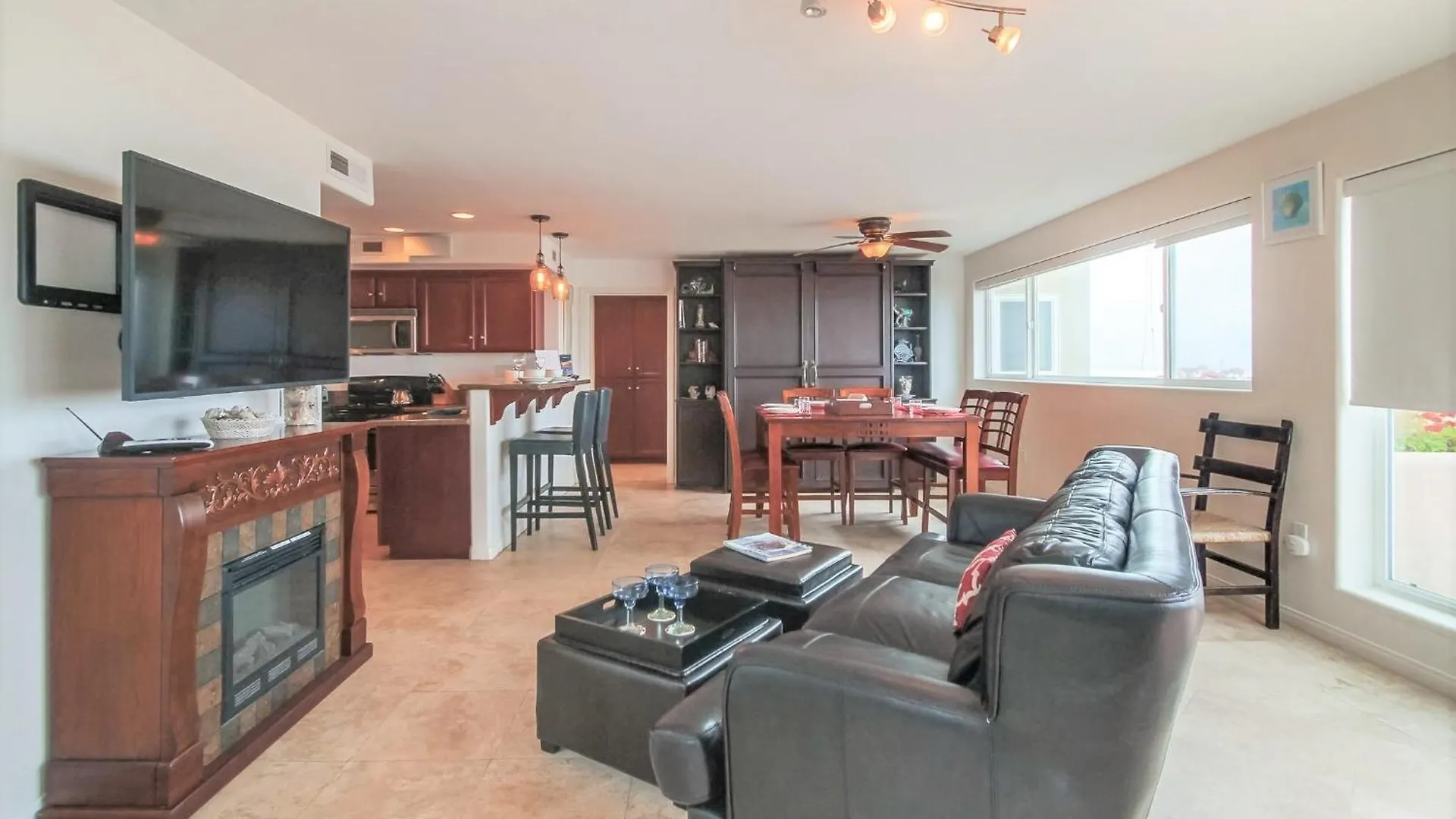 B5114 Rockaway Oceanfront 1 San Diego