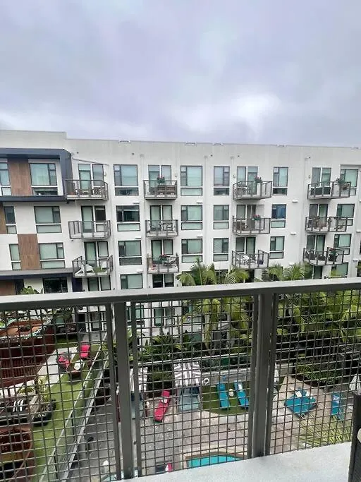 Stylish Downtown Studio Apartment *