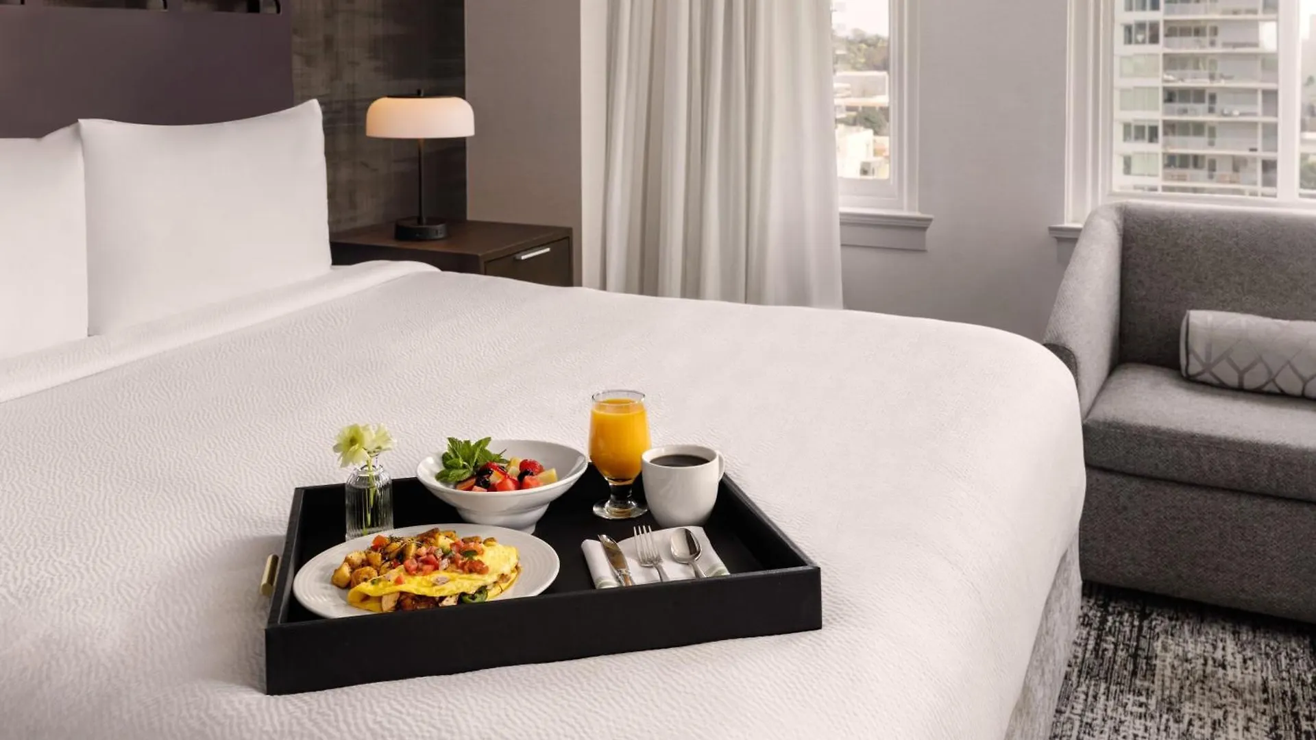 Courtyard By Marriott Downtown Hotel 4*