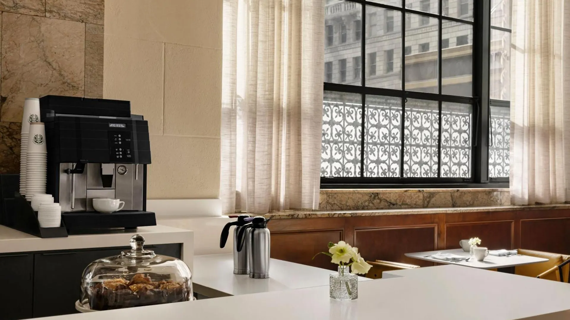 Hotel Courtyard By Marriott Downtown 4*