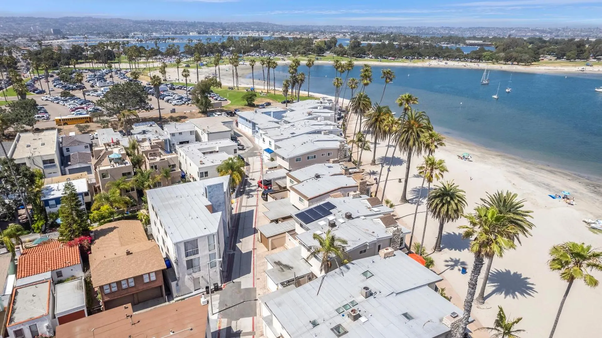 بيت للعطل Highly Rated Beach! 3bd 2ba Ac Luxury King Beds! *