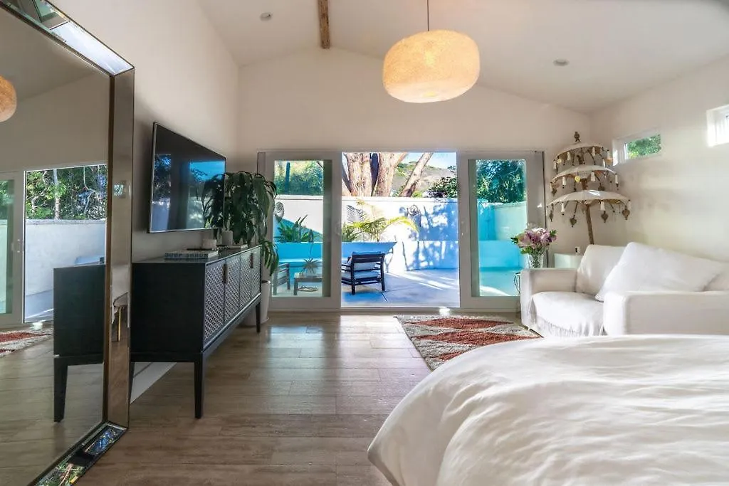 Holiday home New La Jolla Surf Pool And