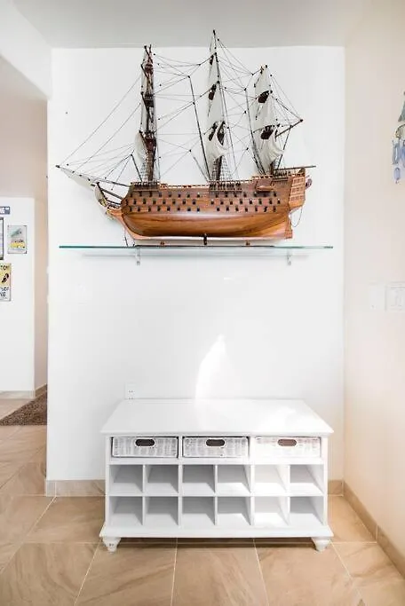 Luxury Penthouse With Elevator - Sleeps 10+ - Family Friendly Sun / Surf / Sand Holiday home