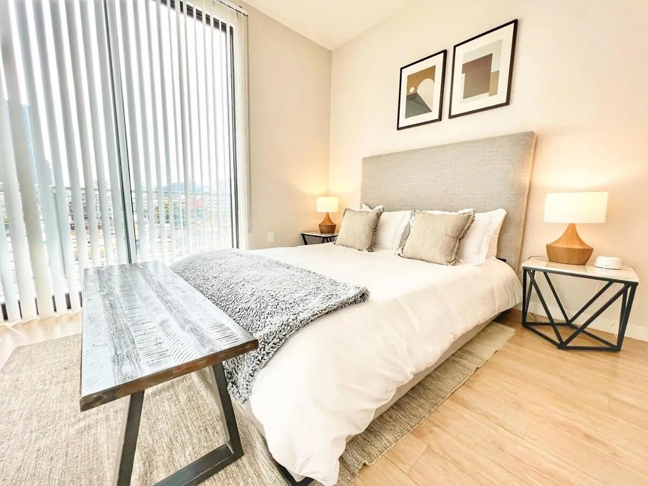 3 Bedroom Penthouse In Downtown!