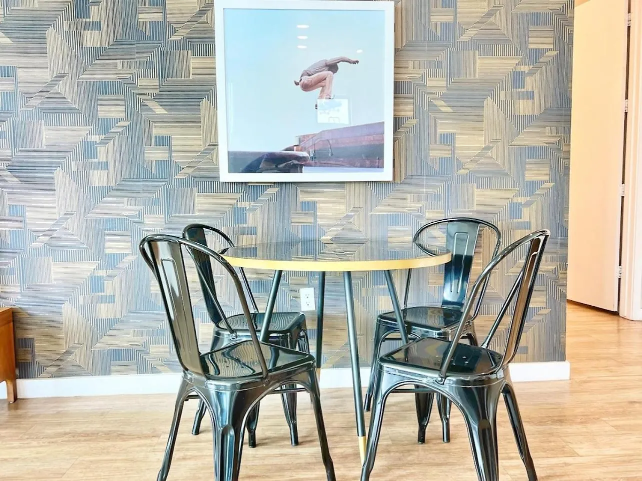 3 Bedroom Penthouse In Downtown! San Diego