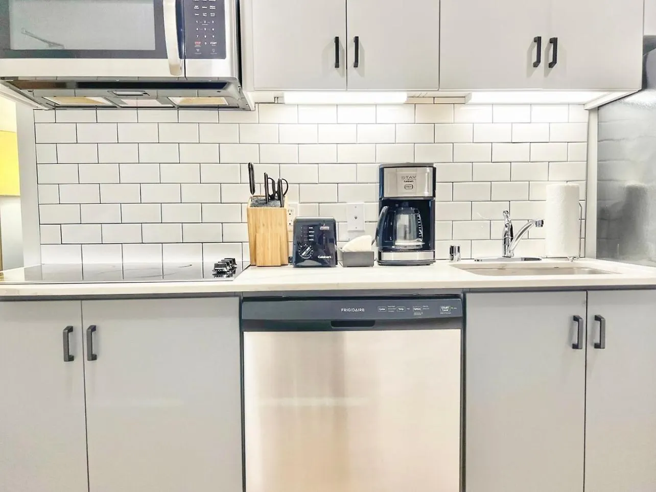 Cozy Couple's Corner In Downtown Apartment *