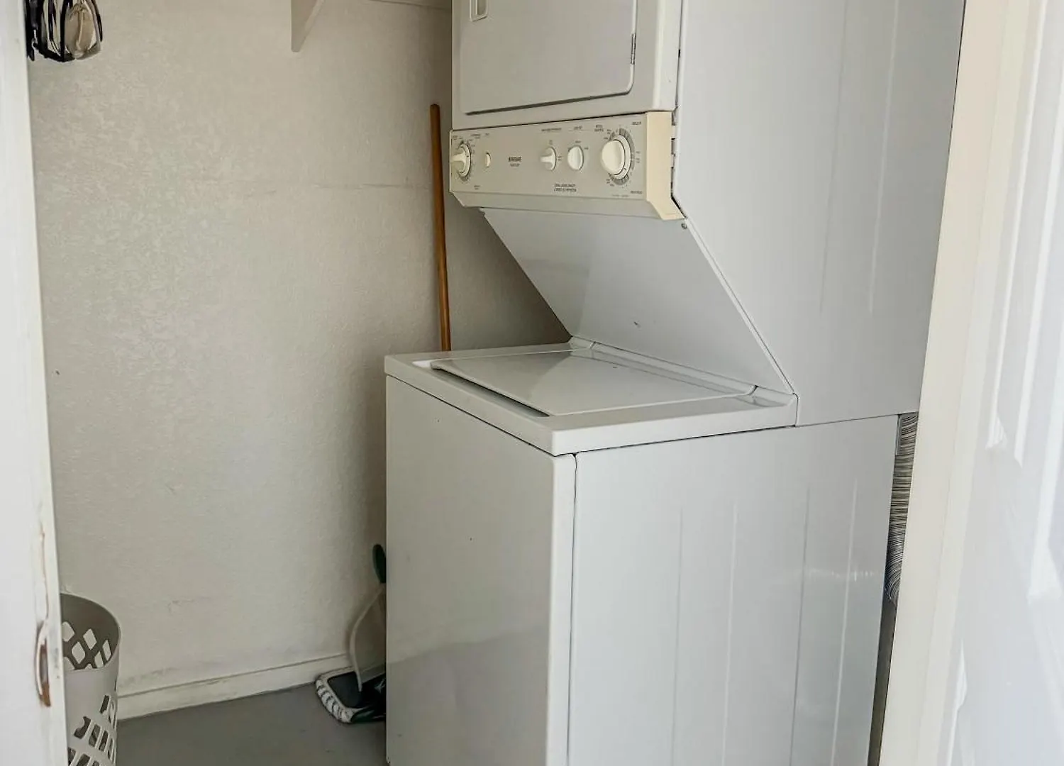 Apartment Beautiful Loft In Little Italy Sd With Parking *