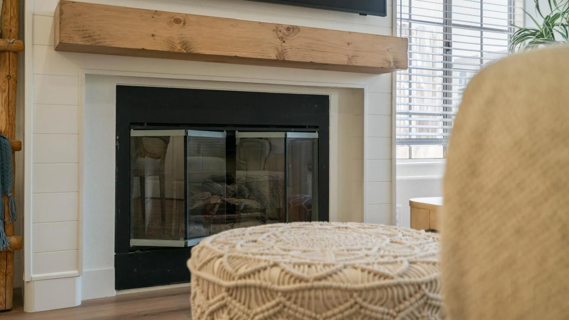 The Oliver - Pacific Hideaway Holiday home