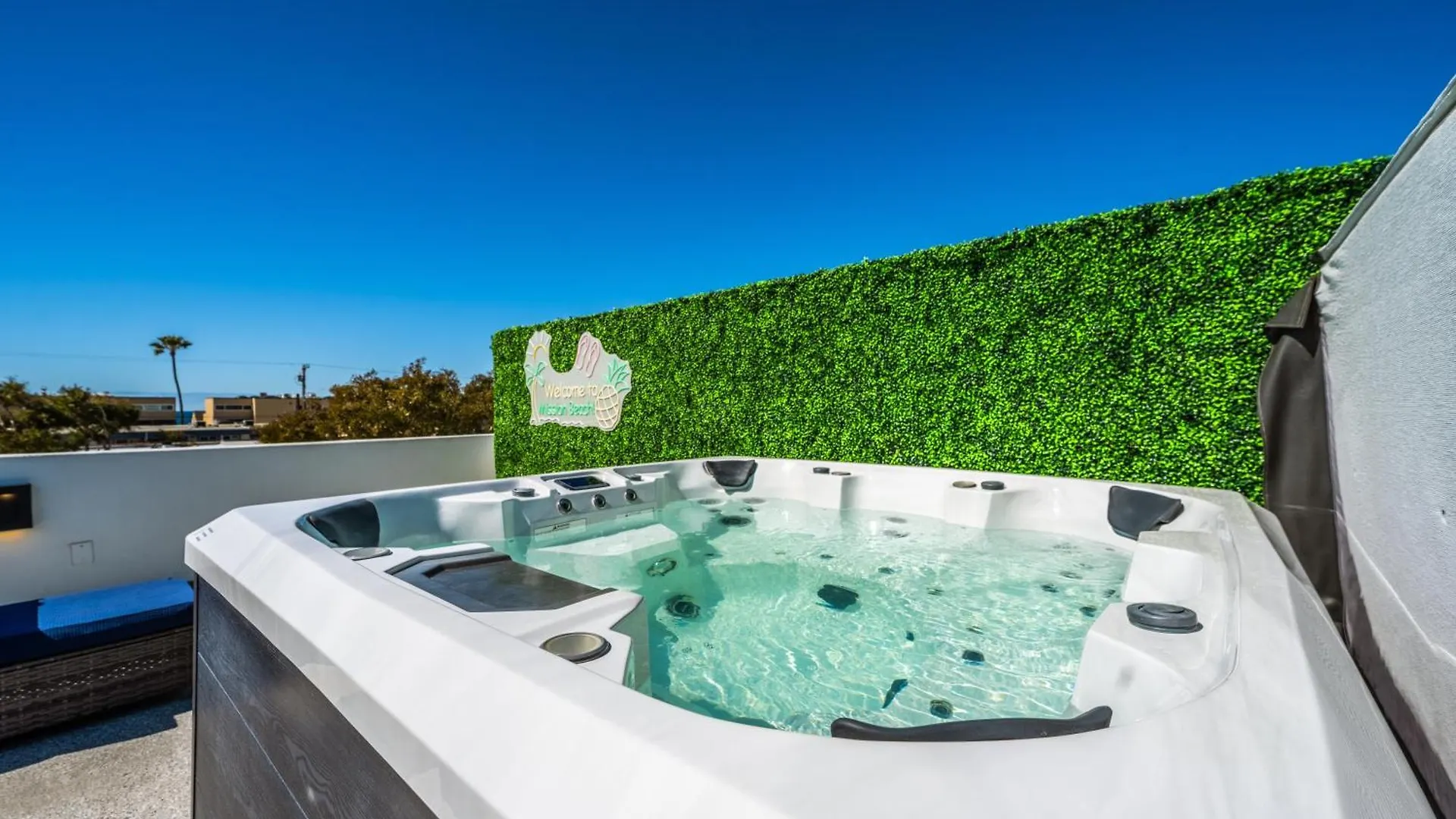 Holiday home Ocean & Bay Panorama 4 Levels Rooftop With Hot Tub *