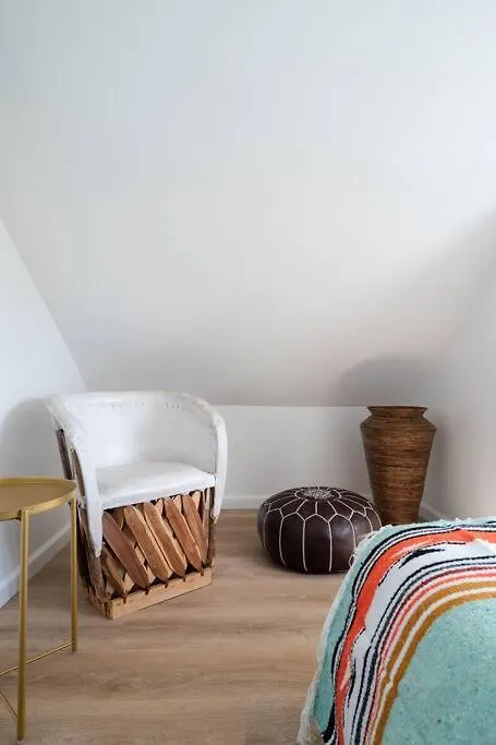 * Bueno Bueno Casita * / 7 Min To Downtown / 4 Bdr