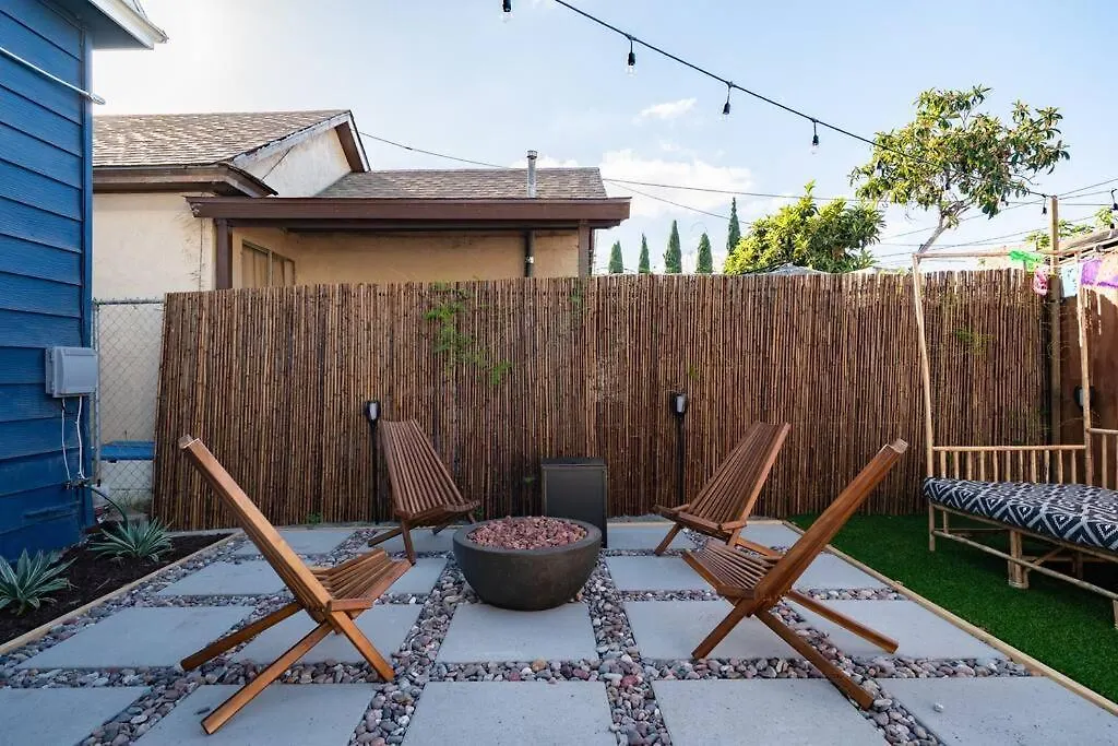 * Bueno Bueno Casita * / 7 Min To Downtown / 4 Bdr Holiday home