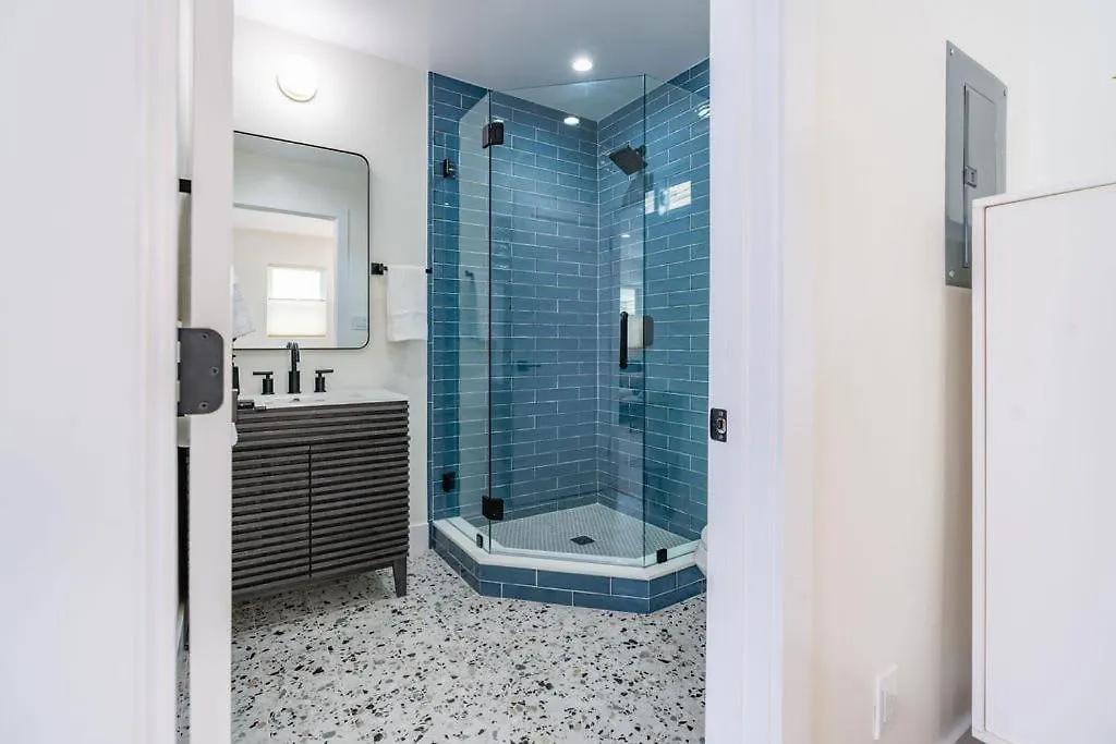 Apartment Quaint In Charming Marston Hills