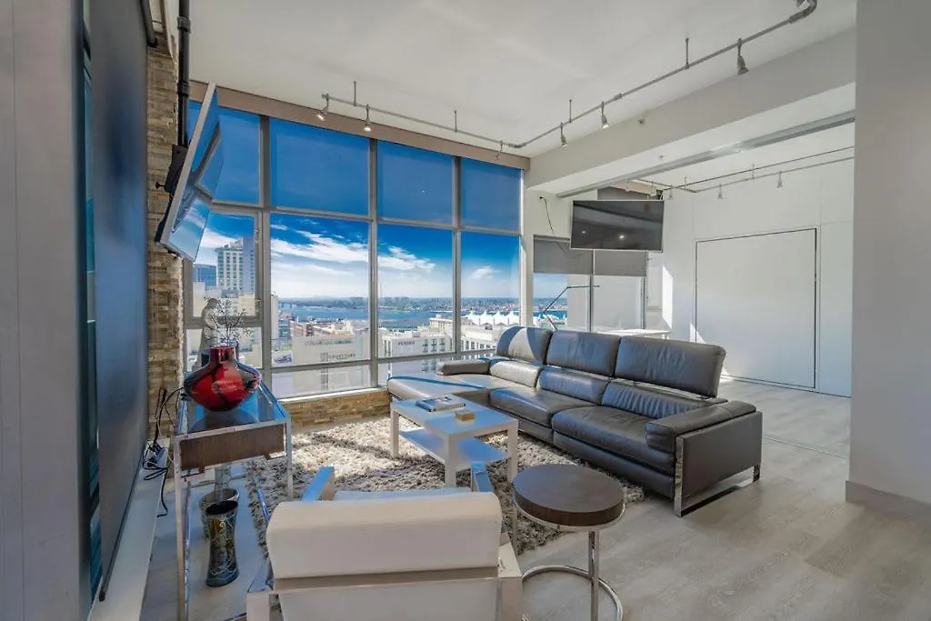 Cityscape Elegance With Water Views Holiday home San Diego