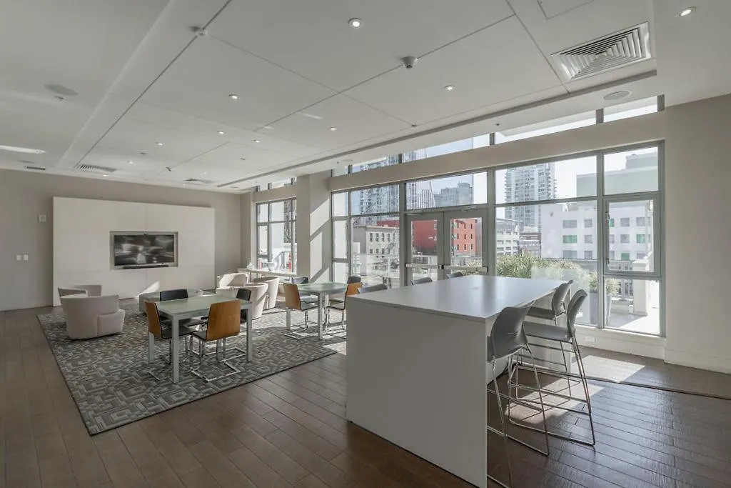 Cityscape Elegance With Water Views San Diego