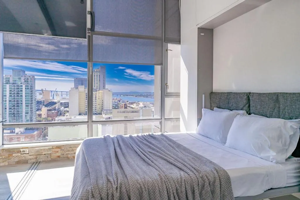 Cityscape Elegance With Water Views San Diego