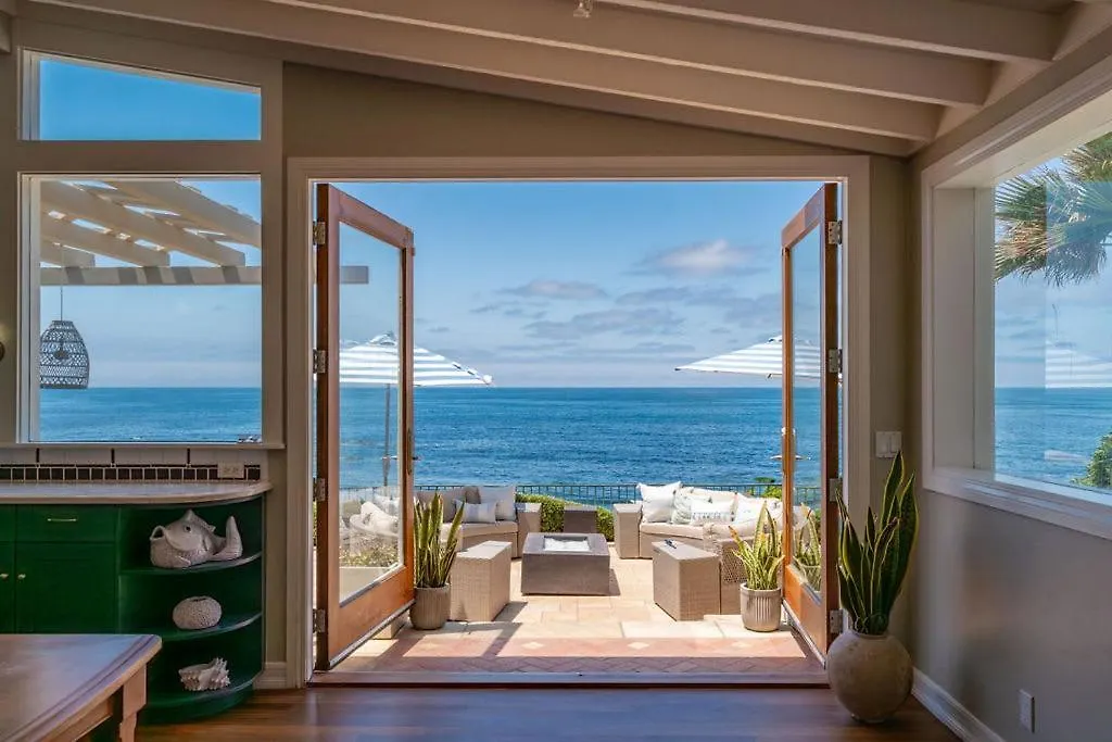 Dolphin's Paradise Holiday home *