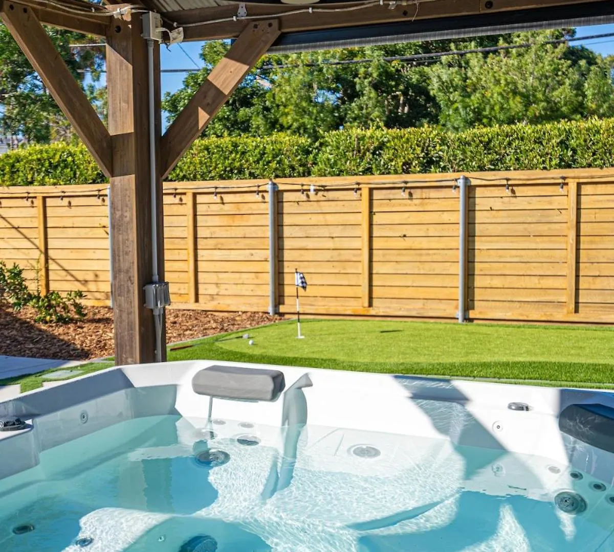 Holiday home Chill House With Jacuzzi-golf-game San Diego