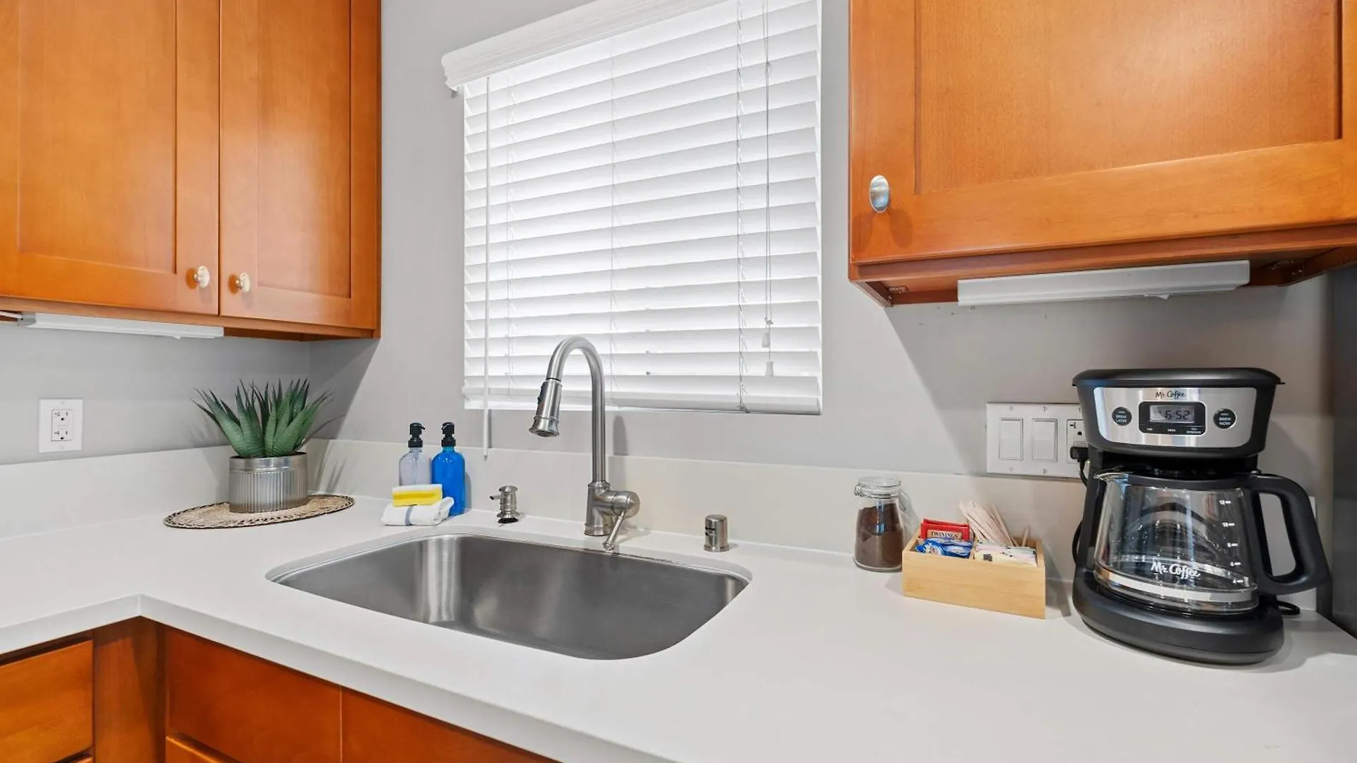 Endless Summer Retreat- In The Heart Of Ob