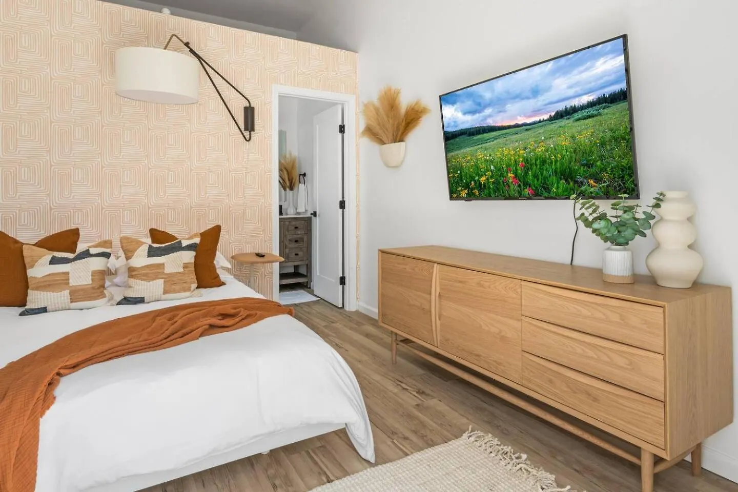 בית נופש Spacious Mission Hills With Views *