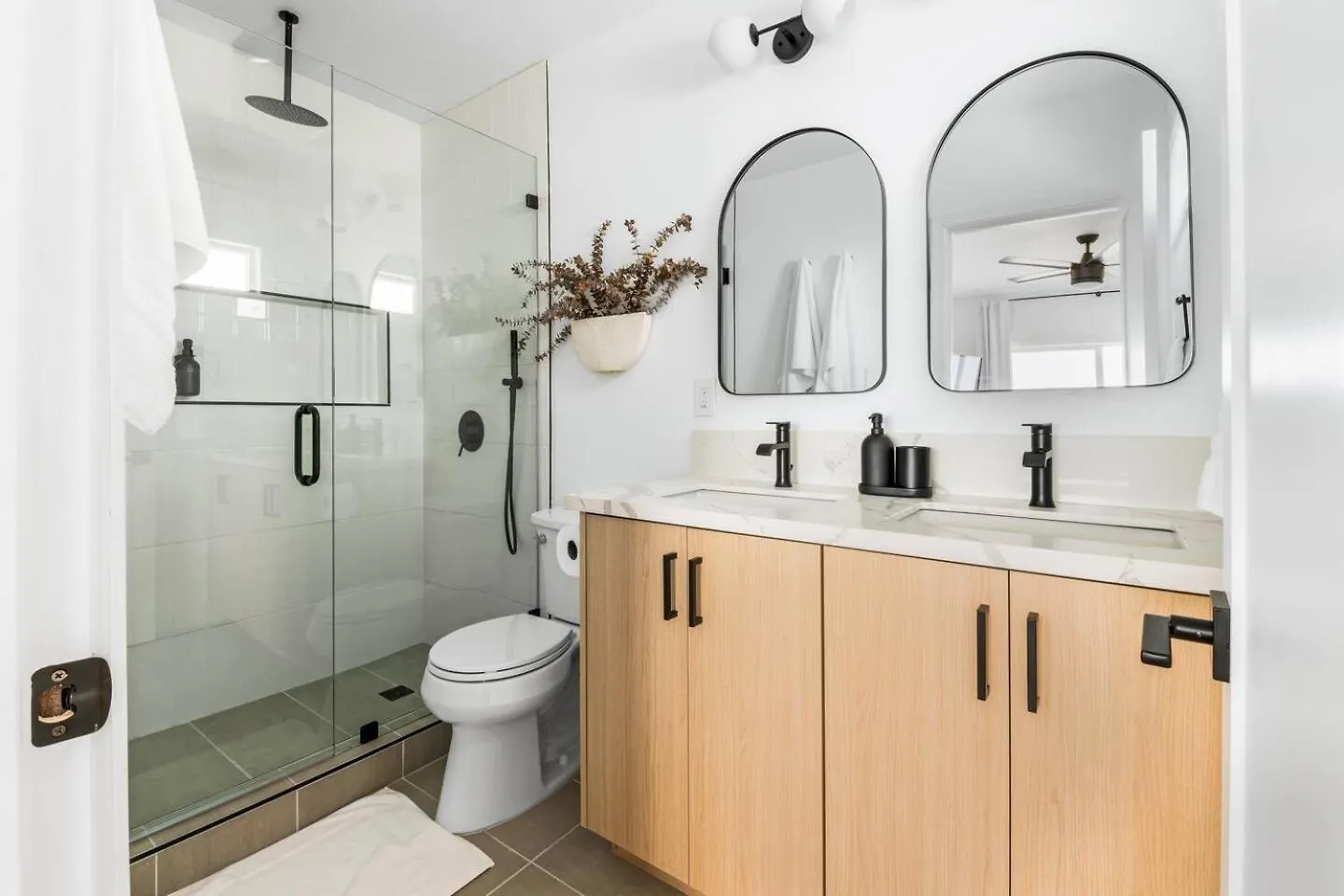 Spacious Mission Hills With Views בית נופש
